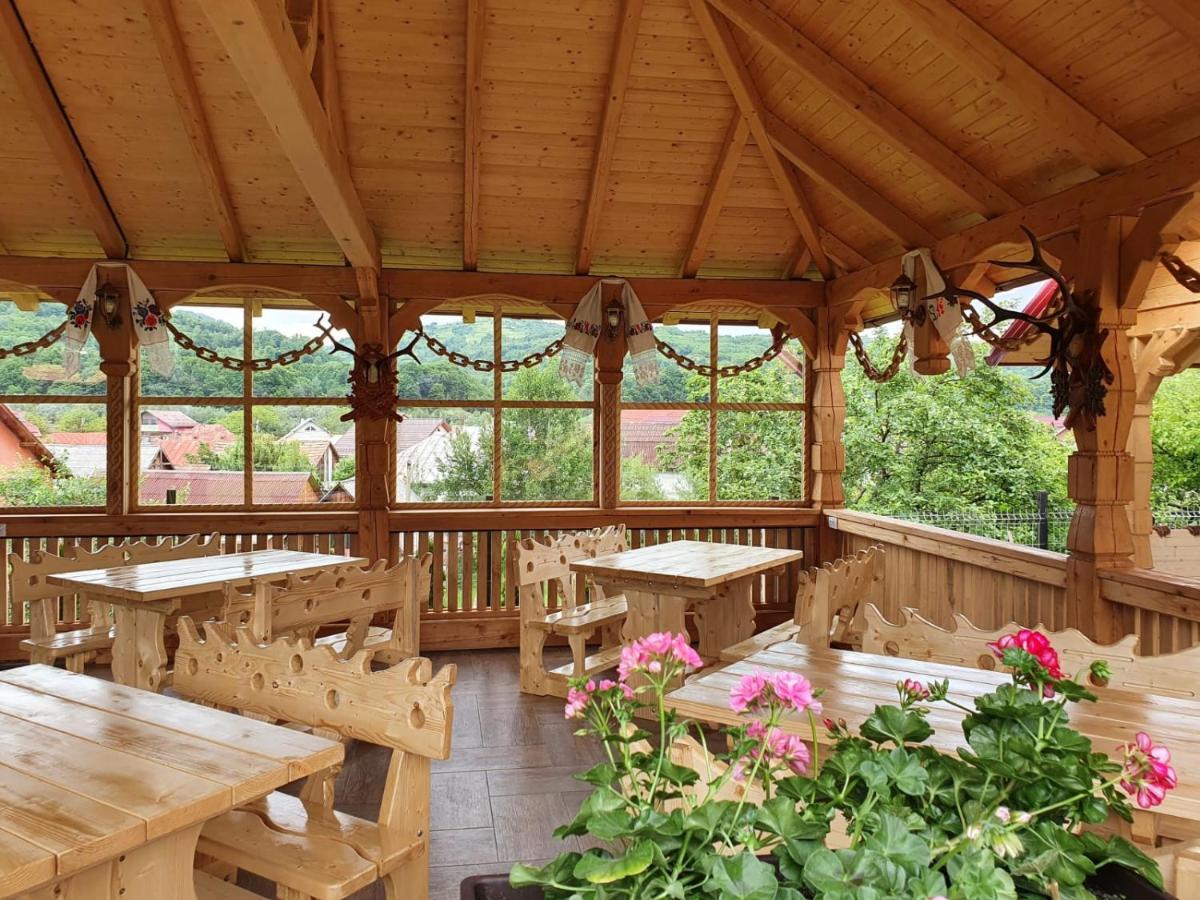 Casa Alexandru - Locul In Care Te Simti Acasa Otel Viseu de Jos Dış mekan fotoğraf